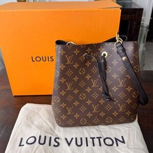 Louis Vuitton Neo Noe MM Monogram Noir Convertible Shoulder Crossbody Bag M44020